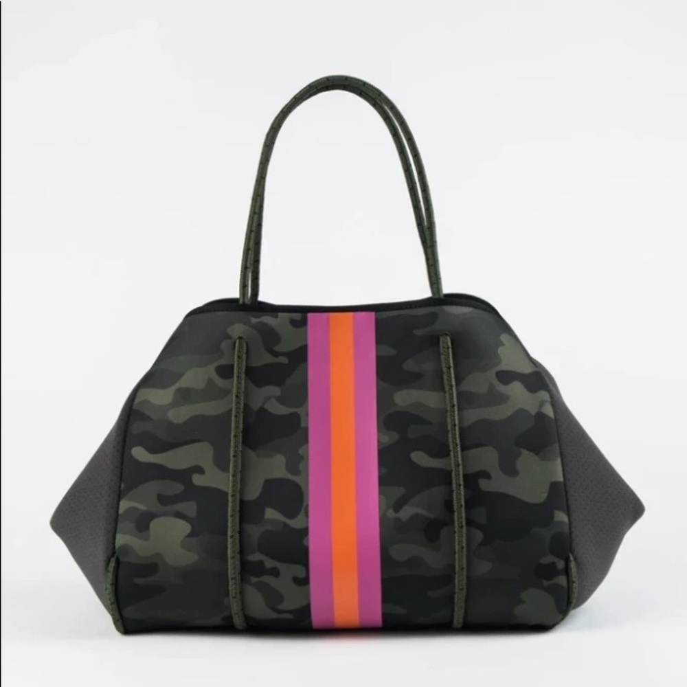 NWT Haute Shore Camo Neoprene Tote